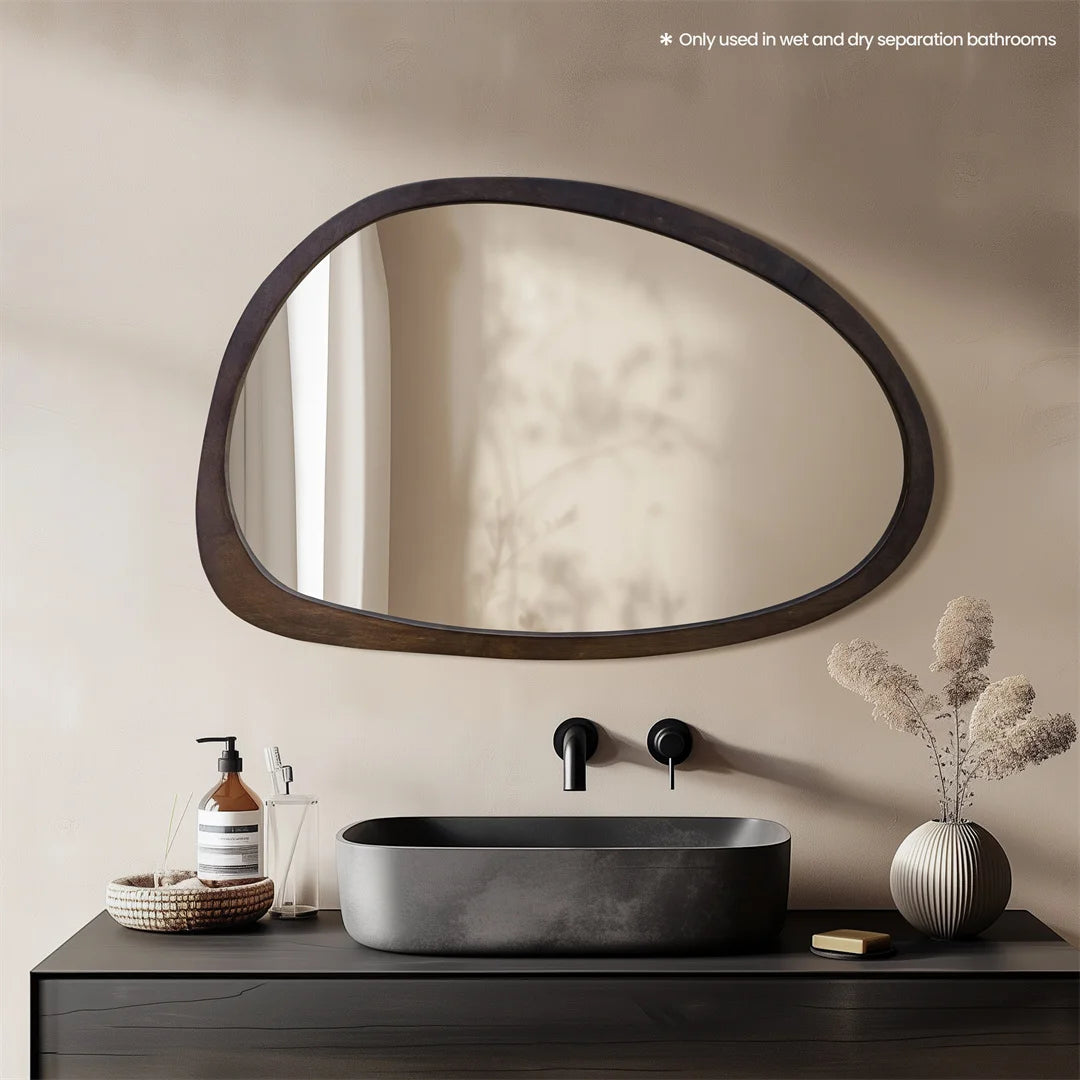 Miroir mural asymétrique en bois – Design italien