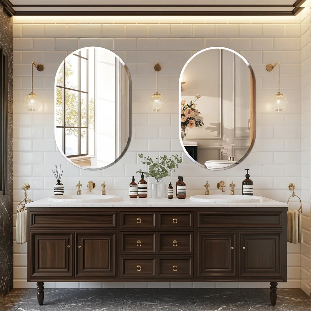 Miroir mural ovale long sans cadre argenté