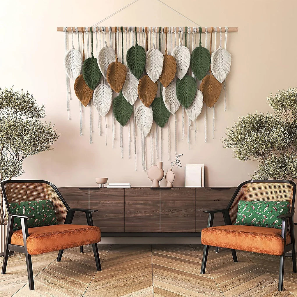 Macramé mural bohème – Plumes tissées à la main (100 × 60 cm)
